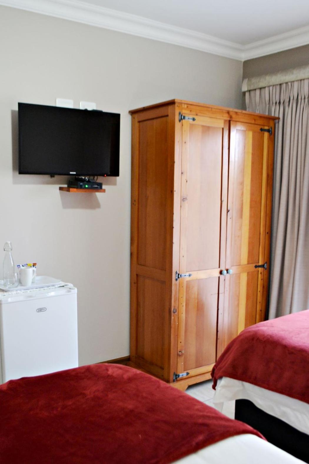 Bokmakierie Gastehuis Emalahleni Pty Ltd Extérieur photo