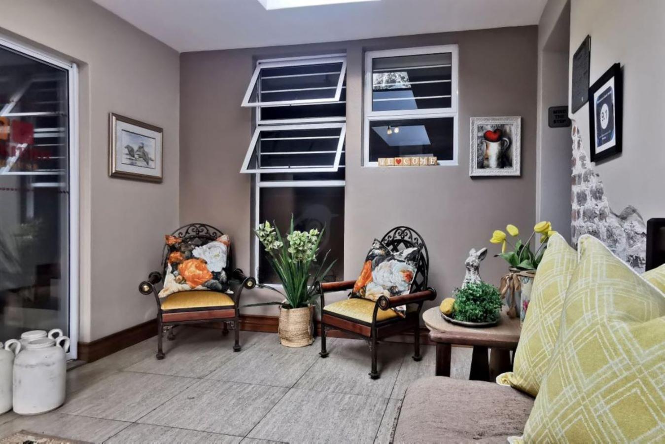 Bokmakierie Gastehuis Emalahleni Pty Ltd Extérieur photo